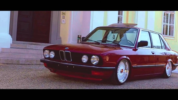 bagged BMW E28 520i