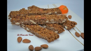 Dolci di natale. Torrone di sesamo