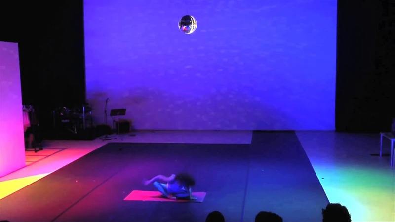 TRAILER LES STRIPTEASES DE AIDI