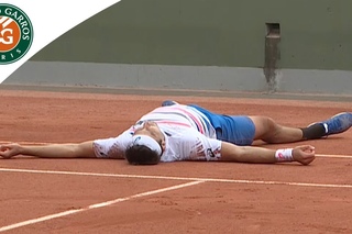 Unusual celebration by Marinko Matosevic at Roland Garros