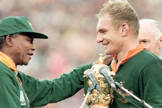 Glory in Johannesburg: Springboks lift the RWC trophy with Mandela in 95’
