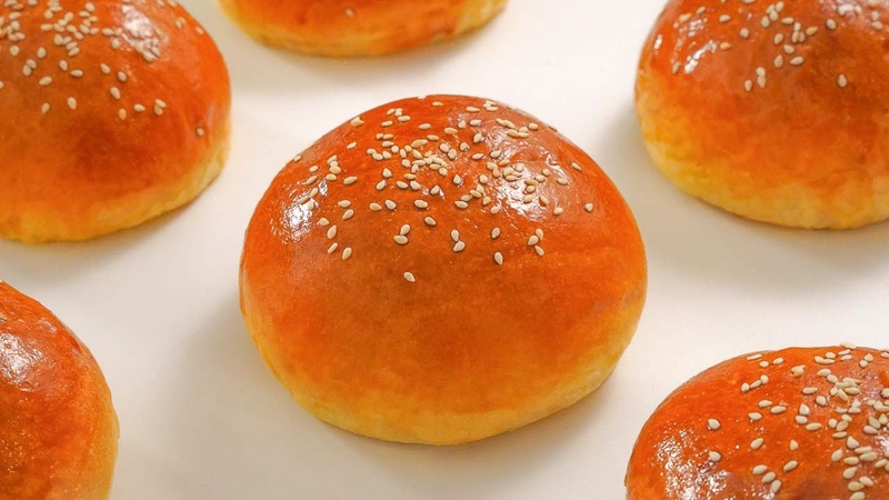 How to make Super SOFT and FLUFFY Brioche Buns. The BEST Homemade Brioche