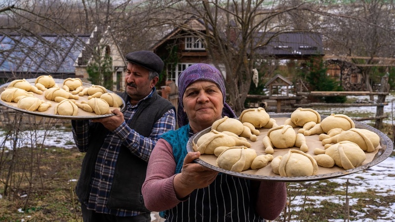 Chicken Pies: Village Style Chicken Pies