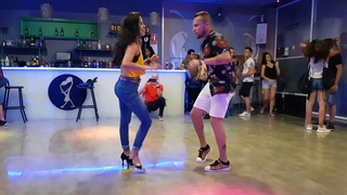Alexei & Emilia - Salsa con Rumba (demo)