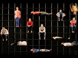 AZIMUT - Aurélien Bory avec le Groupe acrobatique de Tanger