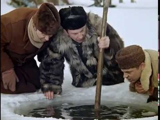 - А почему я? Как что - сразу Косой...- Щас только вешался, а щас простудиться боится