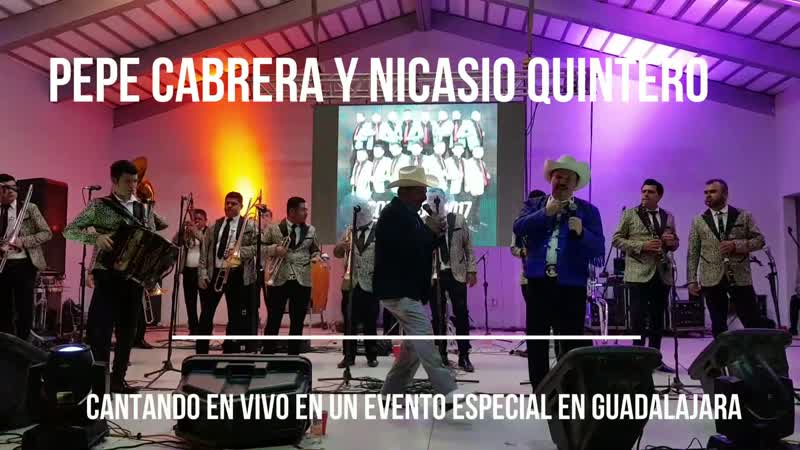 Al Pie de un Verde