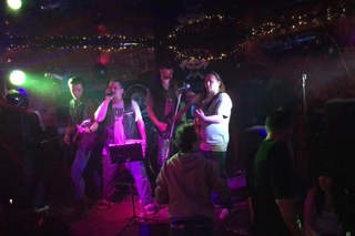 Дождь The Steel Rockers