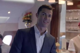 Emirates -  “All-Time Greats“ with Cristiano Ronaldo & Pelé (Impact BBDO)