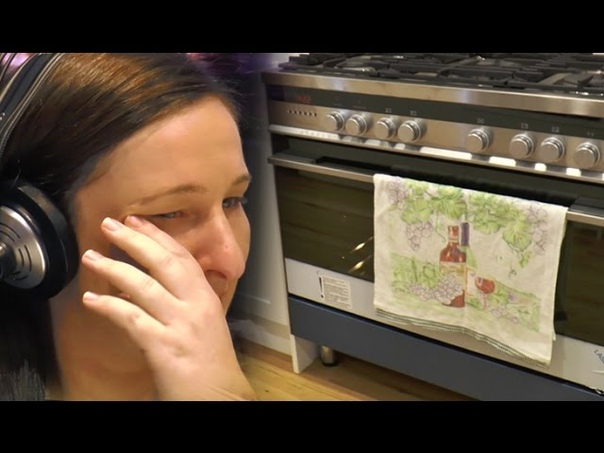 Expecting Mum Discovers UNBELIEVABLE Gift in