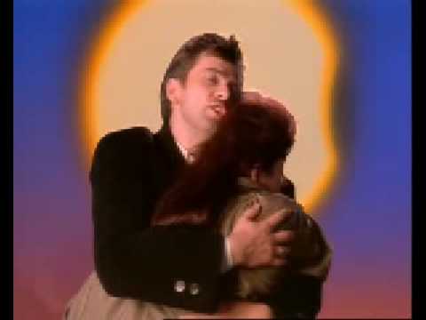 Peter Gabriel Kate Bush Dont Give