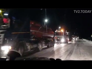 В Томске гаишники всю ночь проверяли фуры при -40
