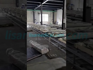 Se están empaquetando 300 camas de hospital  pronto se entregarán un proyecto del gobierno tailandés
