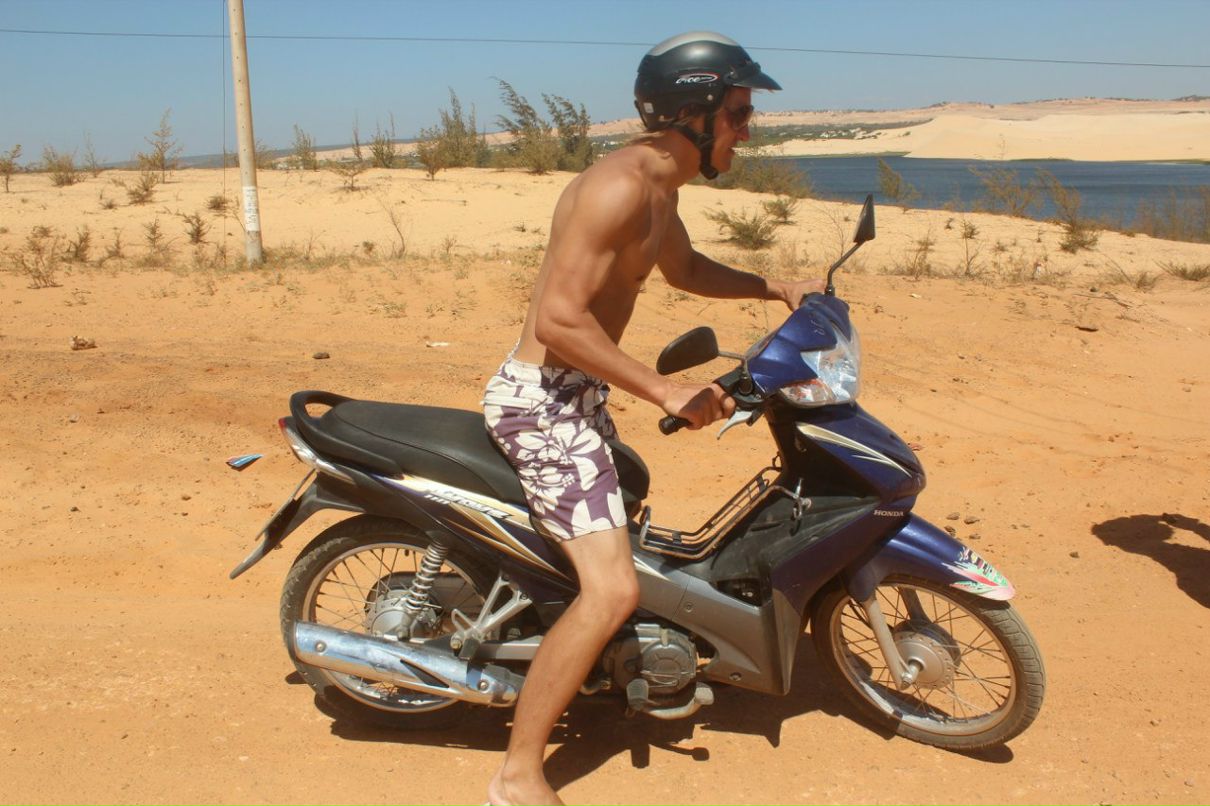 Вова Харатьян-Проданов | Ростов-на-Дону