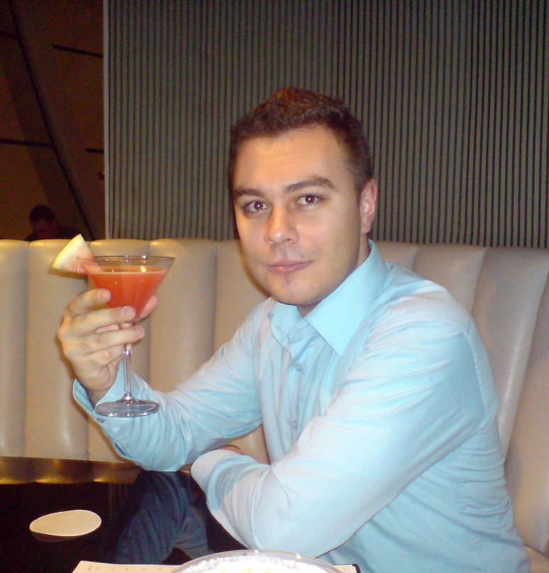 Дмитрий Красивых среди | Москва