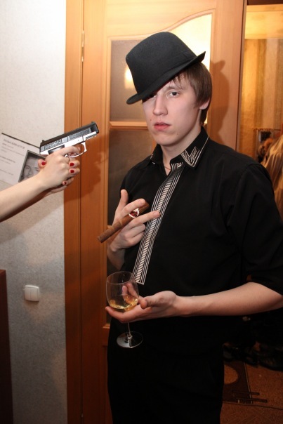 №9, Максим Попов №9, Максим Попов