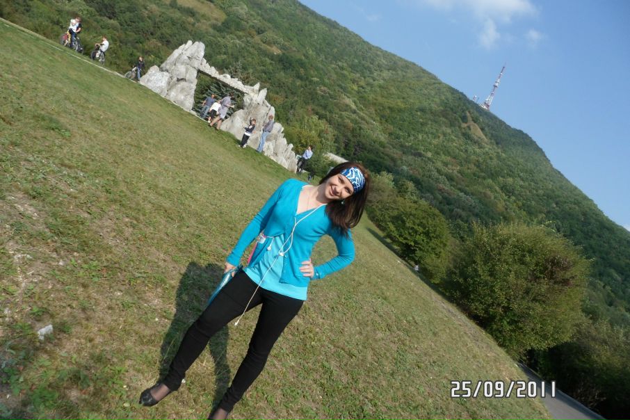 №4, Лена Бесланеева №4, Лена Бесланеева