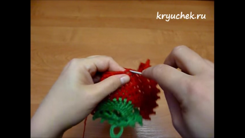 Вязание крючком. Прихватка Ягодка , Клубничка . Часть Berry ,