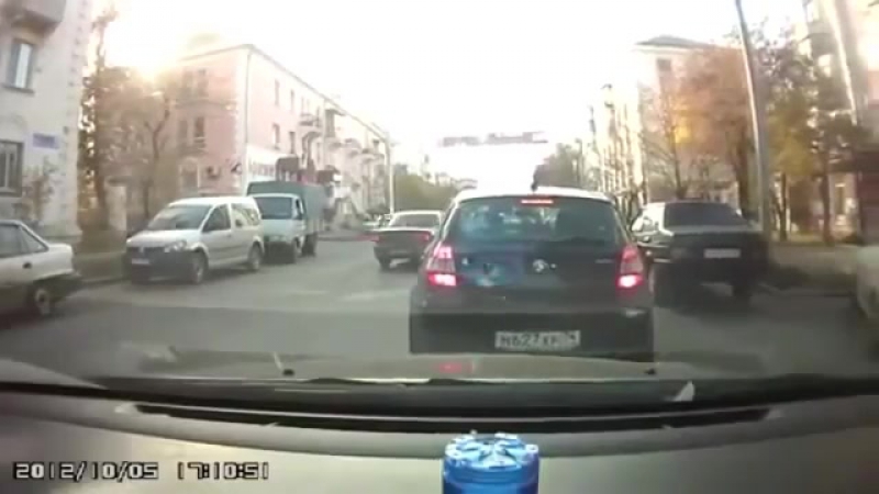Бык получил по