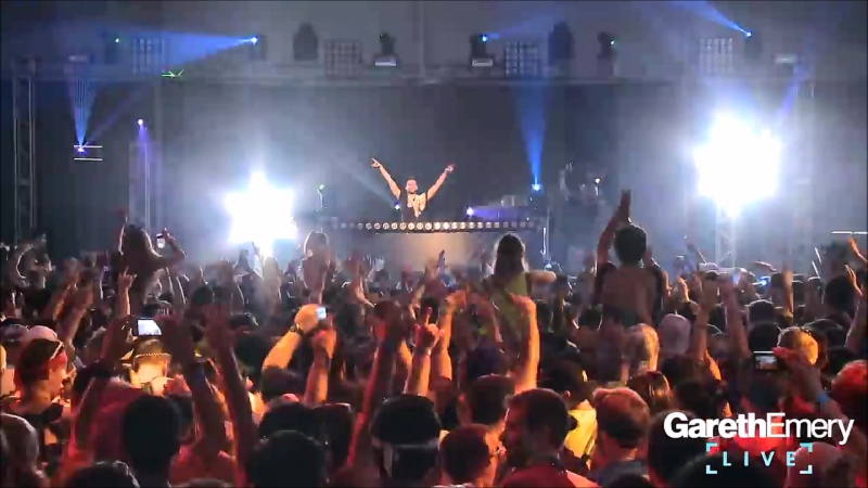 Gareth Emery plays Mansion in New
