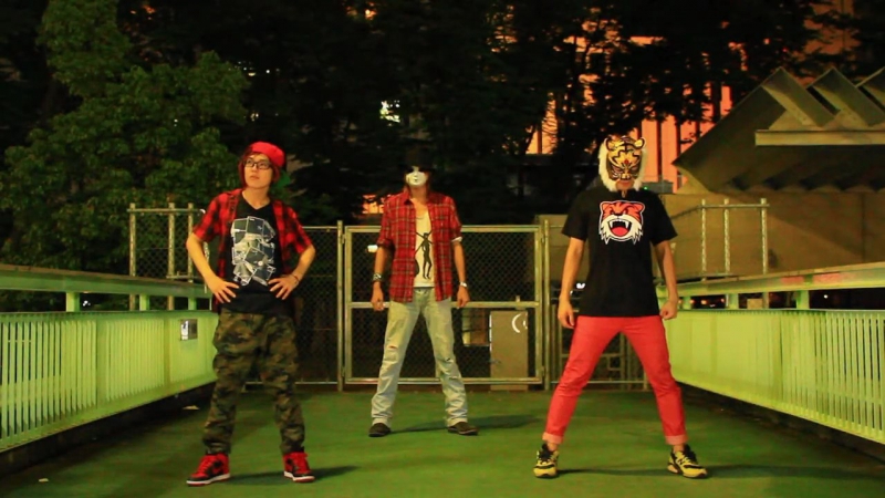 Zensoku, Tora san, Tadanon Danced to Hi Fi Raver 25