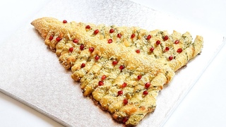 🎄НОВОГОДНЯЯ ЁЛКА из слоеного теста 🌟 ГОРЯЧАЯ ЗАКУСКА 🌟 БЫСТРО 🌟  ВКУСНО 🌟 ПРАЗДНИЧНО.