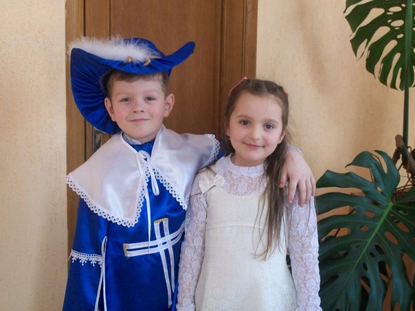 №4, Яна Меденці №4, Яна Меденці