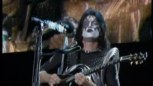 Kiss Symphony: Alive IV Goin Blind ( Act Two)