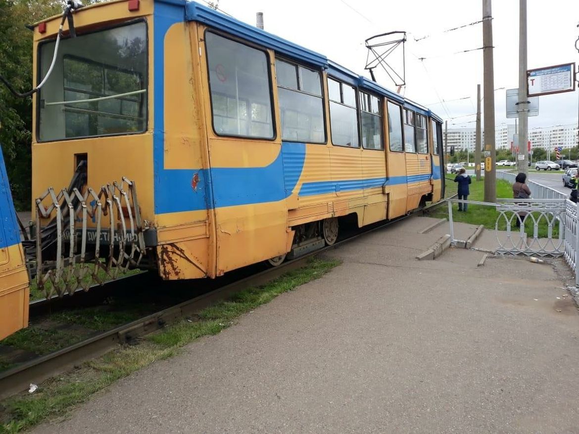 Трамвай сбил пенсионерку на «зебре»  Это картинка