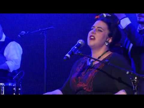 Davina The Vagabonds Ribs Blues