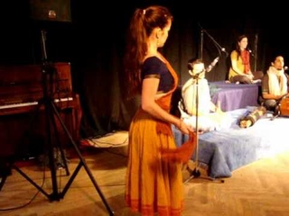 Bhaja Hu Re Mana_1_Mayapuris_Sweden,2010 (part 1 of 4)