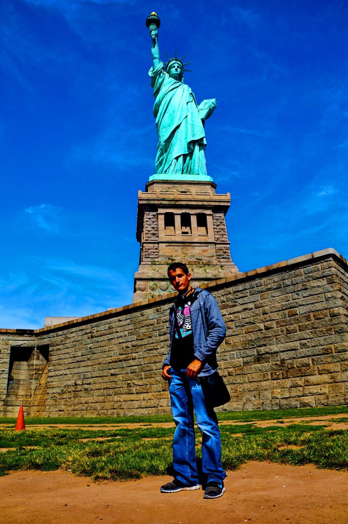 Дмитрий Артюхин | Toronto