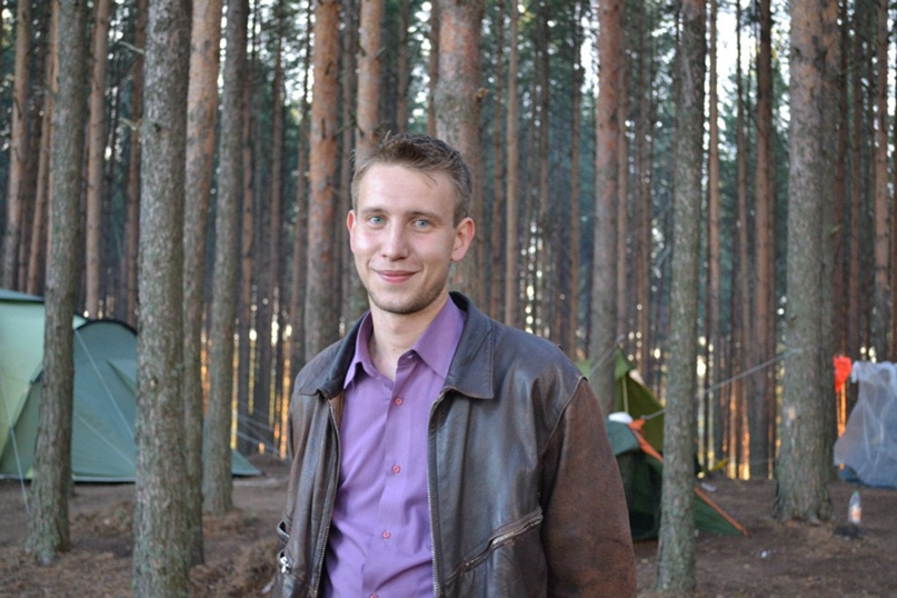 Андрей Апарин |