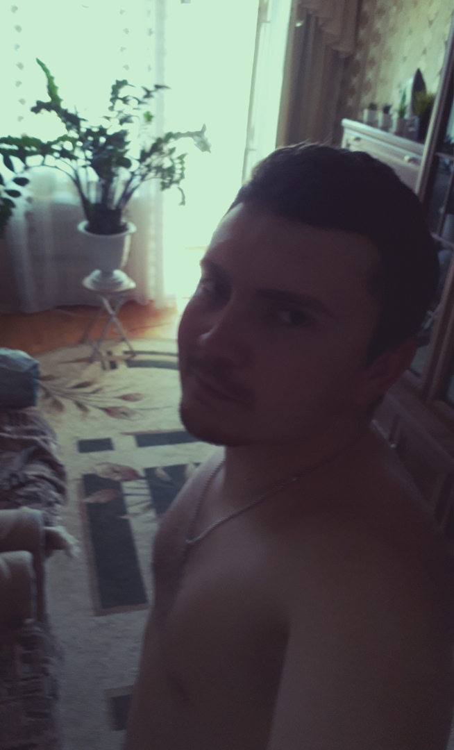 Денис Артёменко |