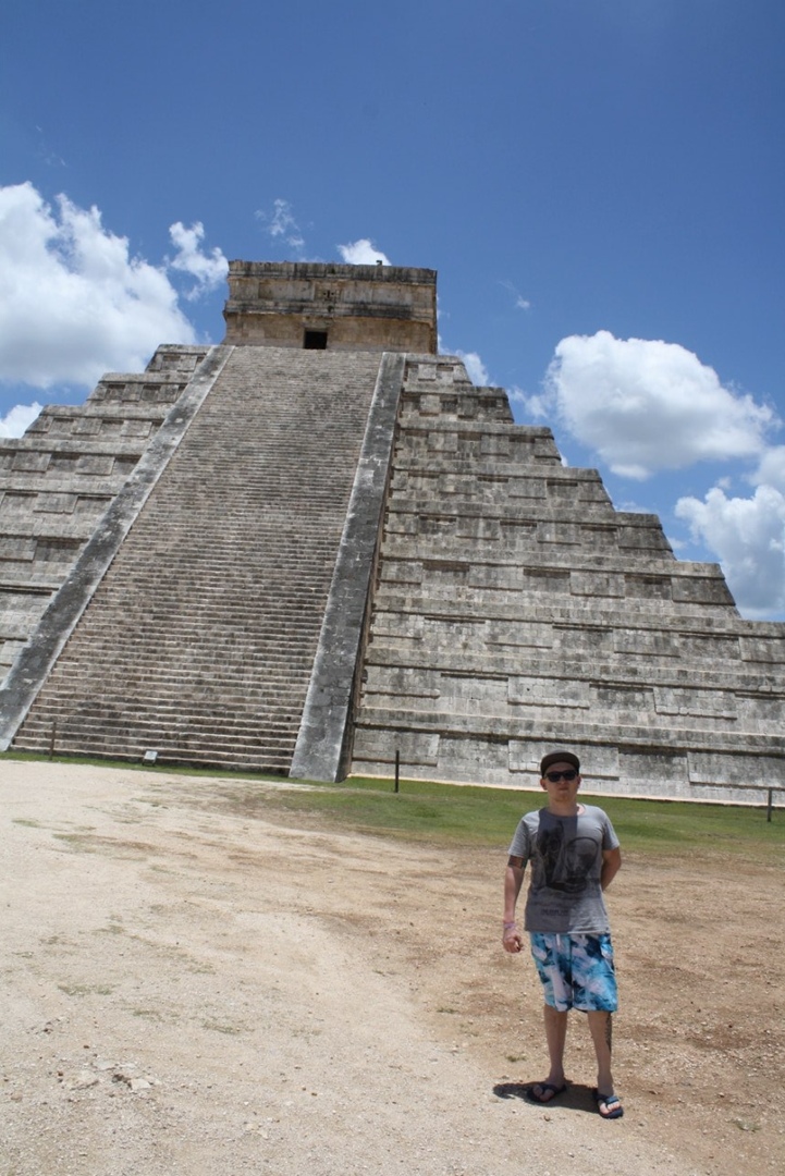 Иван Иванов *mc VAN4O* |