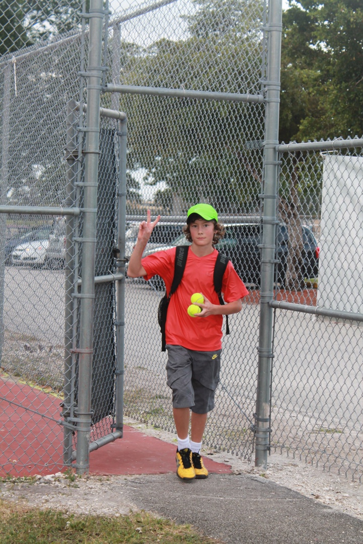 Ян Николаев | Москва