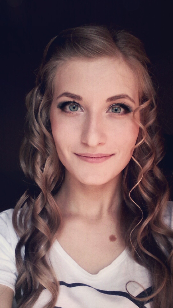 Елена Анненкова |