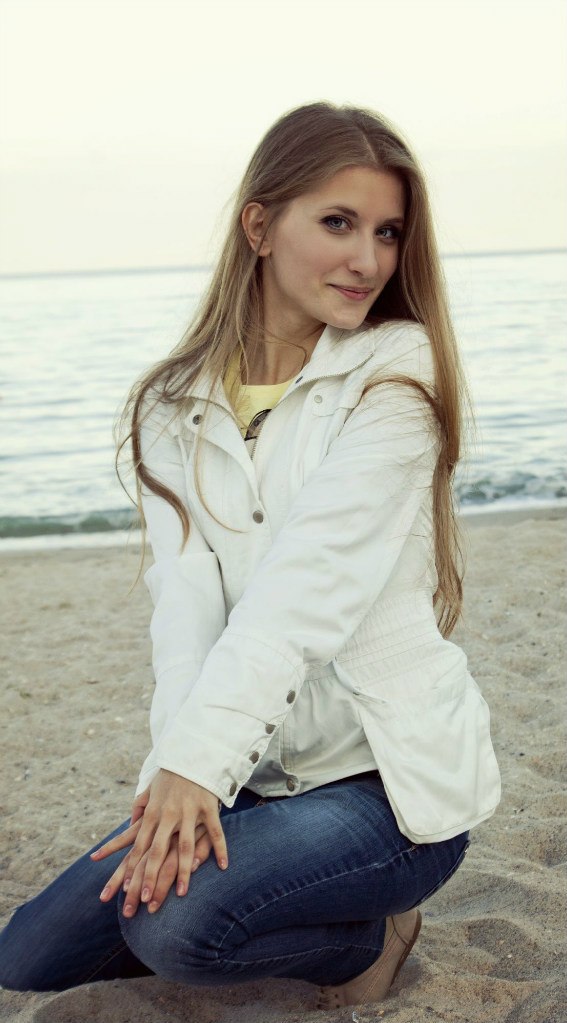 Елена Анненкова |