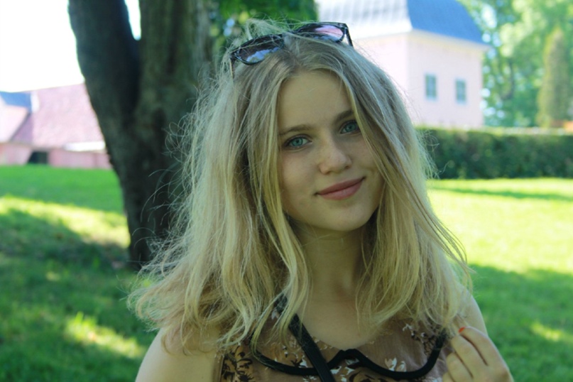 Юля Мезенцева |